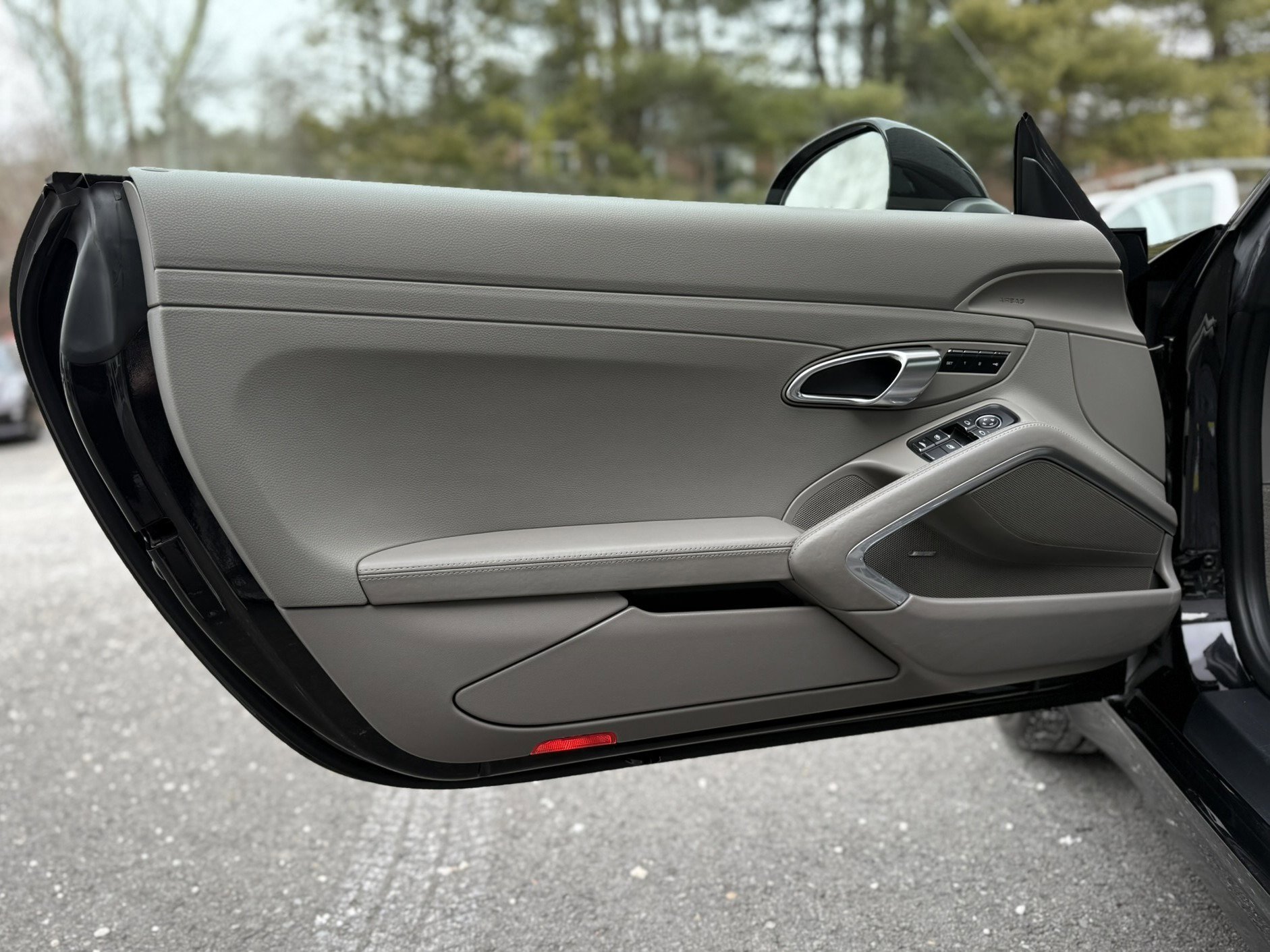 Used 2014 Porsche 911 Carrera S image 7