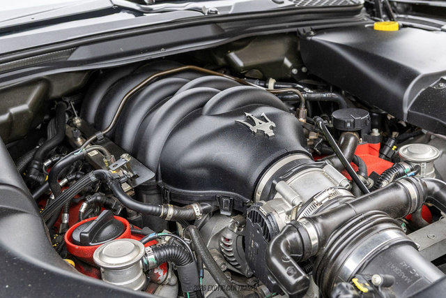 Used 2011 Maserati GranTurismo S RWD image 17