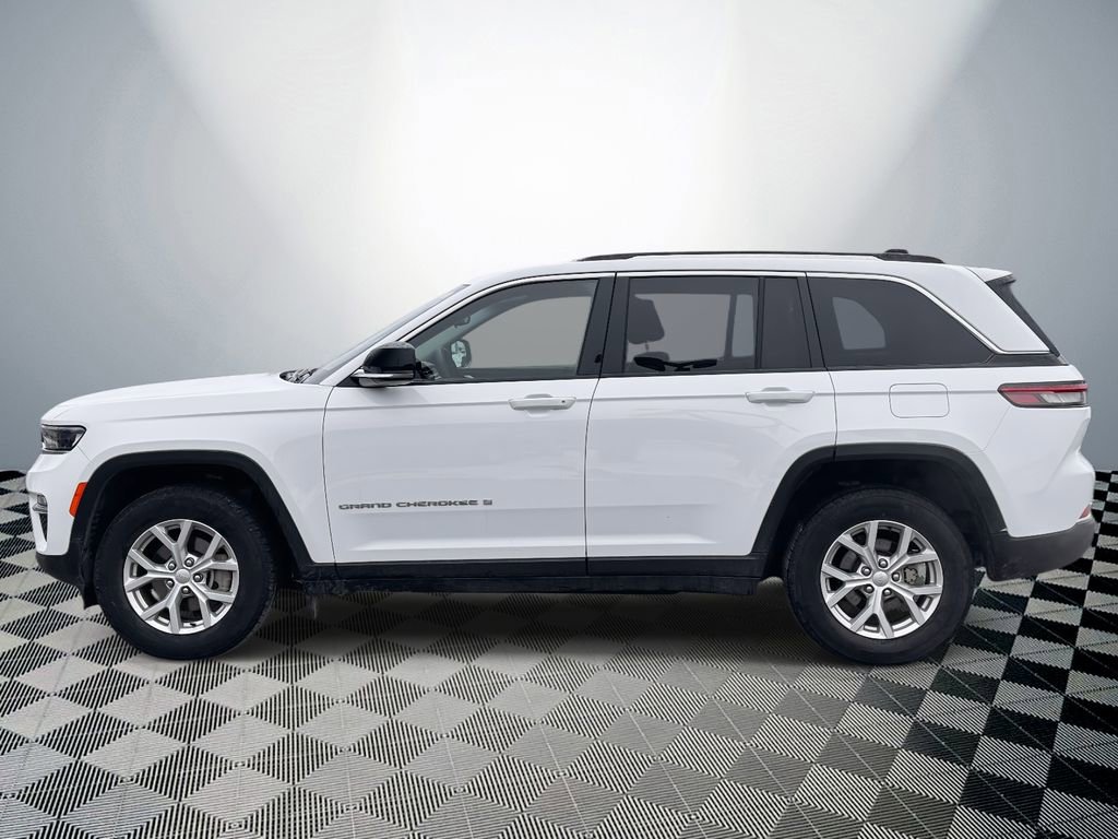Used 2024 Jeep Grand Cherokee Limited image 5