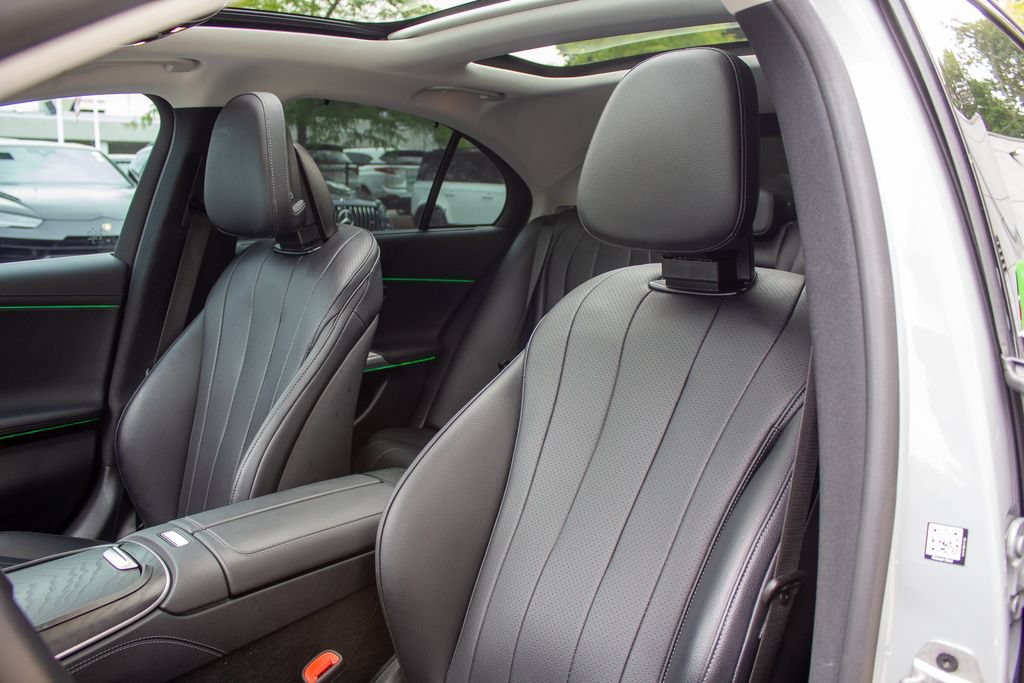 Used 2024 Mercedes-Benz E 350 4MATIC Sedan image 12