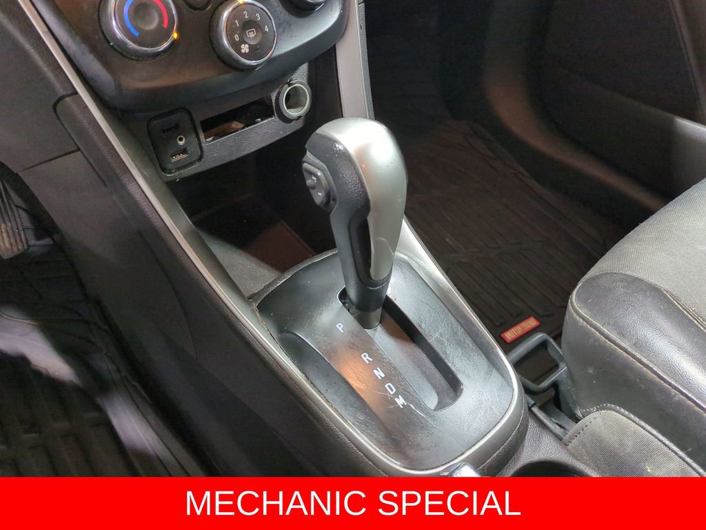 Used 2018 Chevrolet Trax LT w/ LT Convenience Package image 32