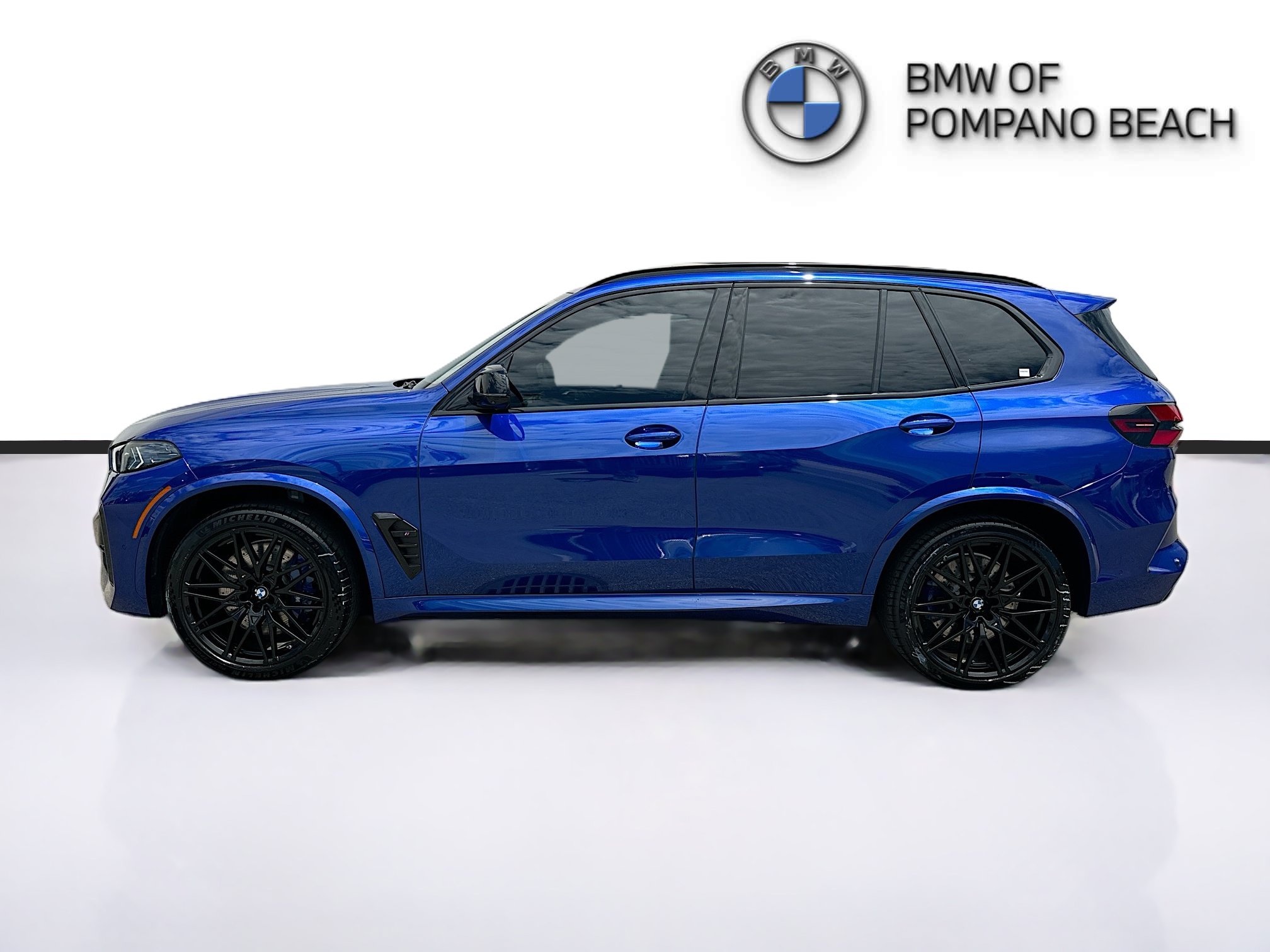 Used 2024 BMW X5 M Competition w/ Executive Package AWD/4WD image 4