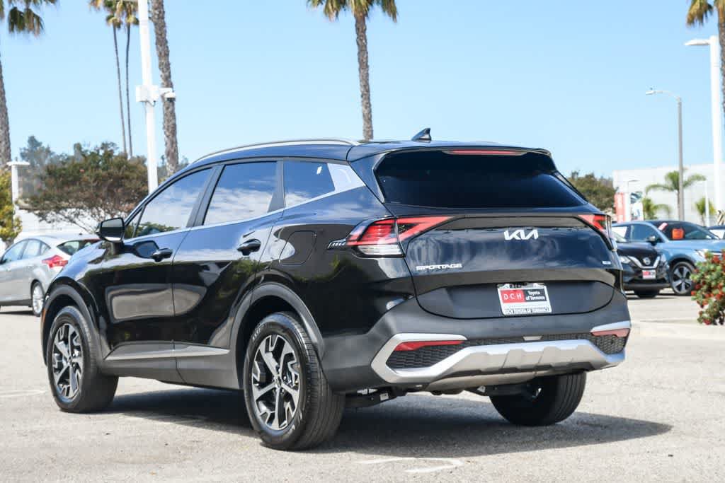 Used 2024 Kia Sportage EX AWD/4WD image 7