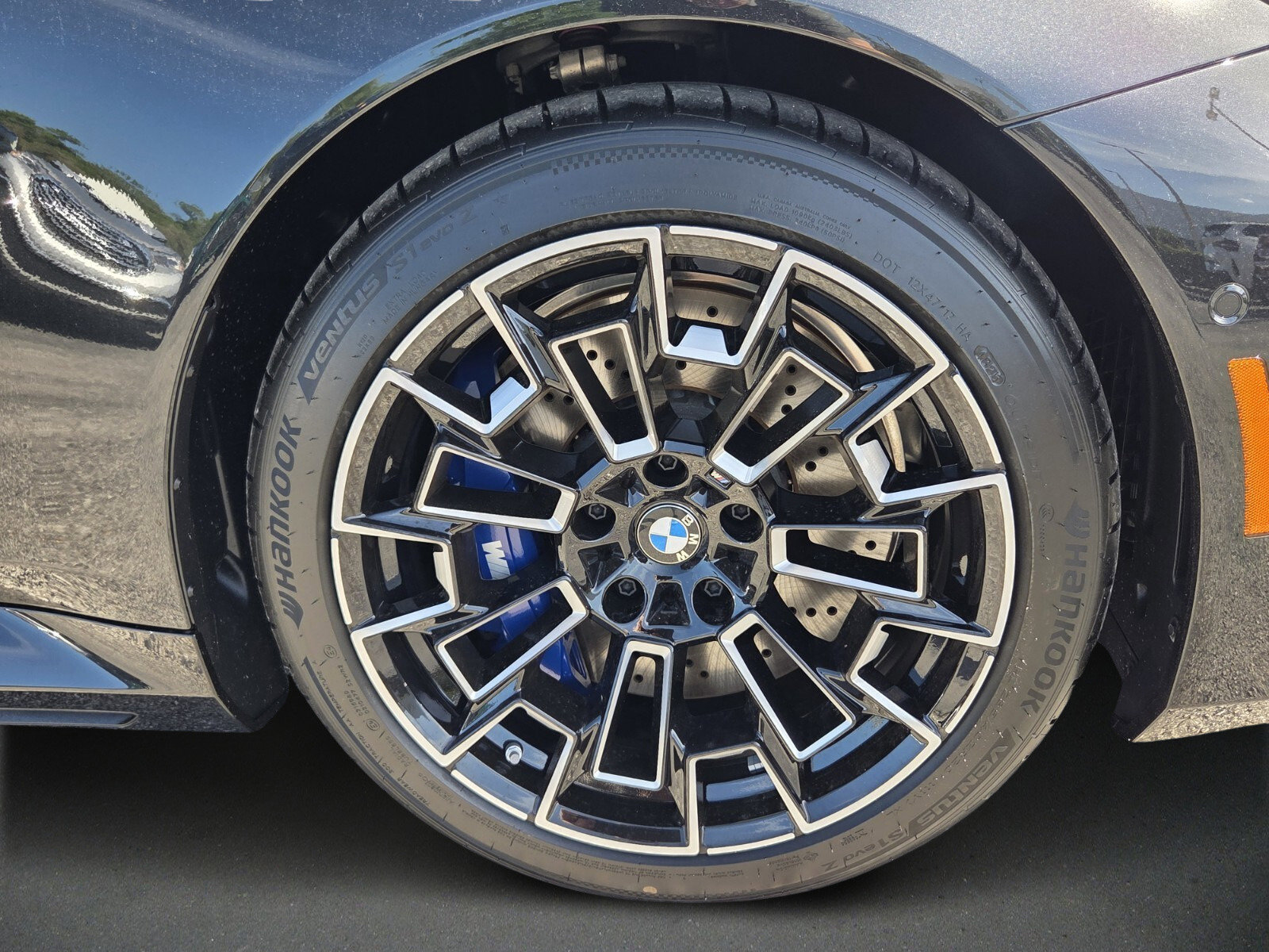 New 2026 BMW M5 Touring AWD/4WD image 9