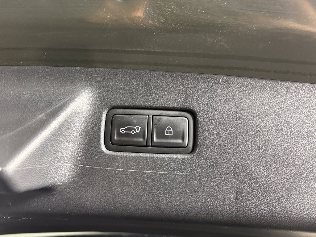 Used 2024 Hyundai Santa Fe Limited AWD/4WD image 34