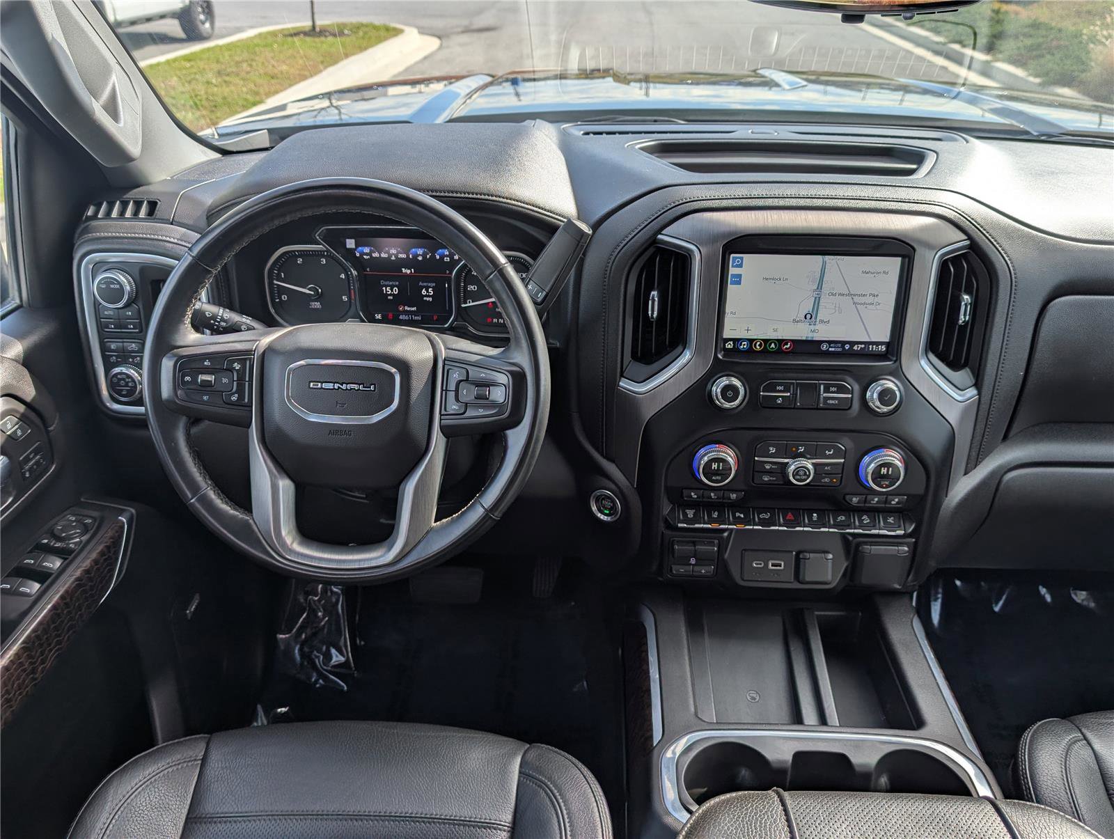 Used 2023 GMC Sierra 3500 Denali w/ Denali Ultimate Package image 16