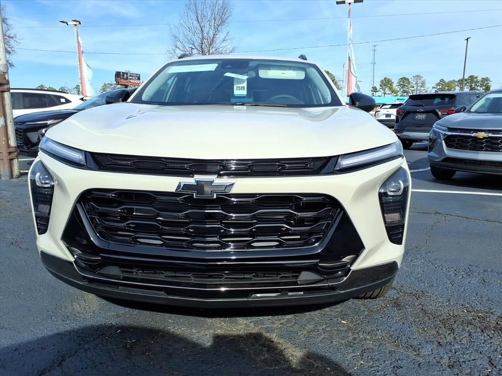 New 2026 Chevrolet Trax LT w/ Driver Confidence Package image 9