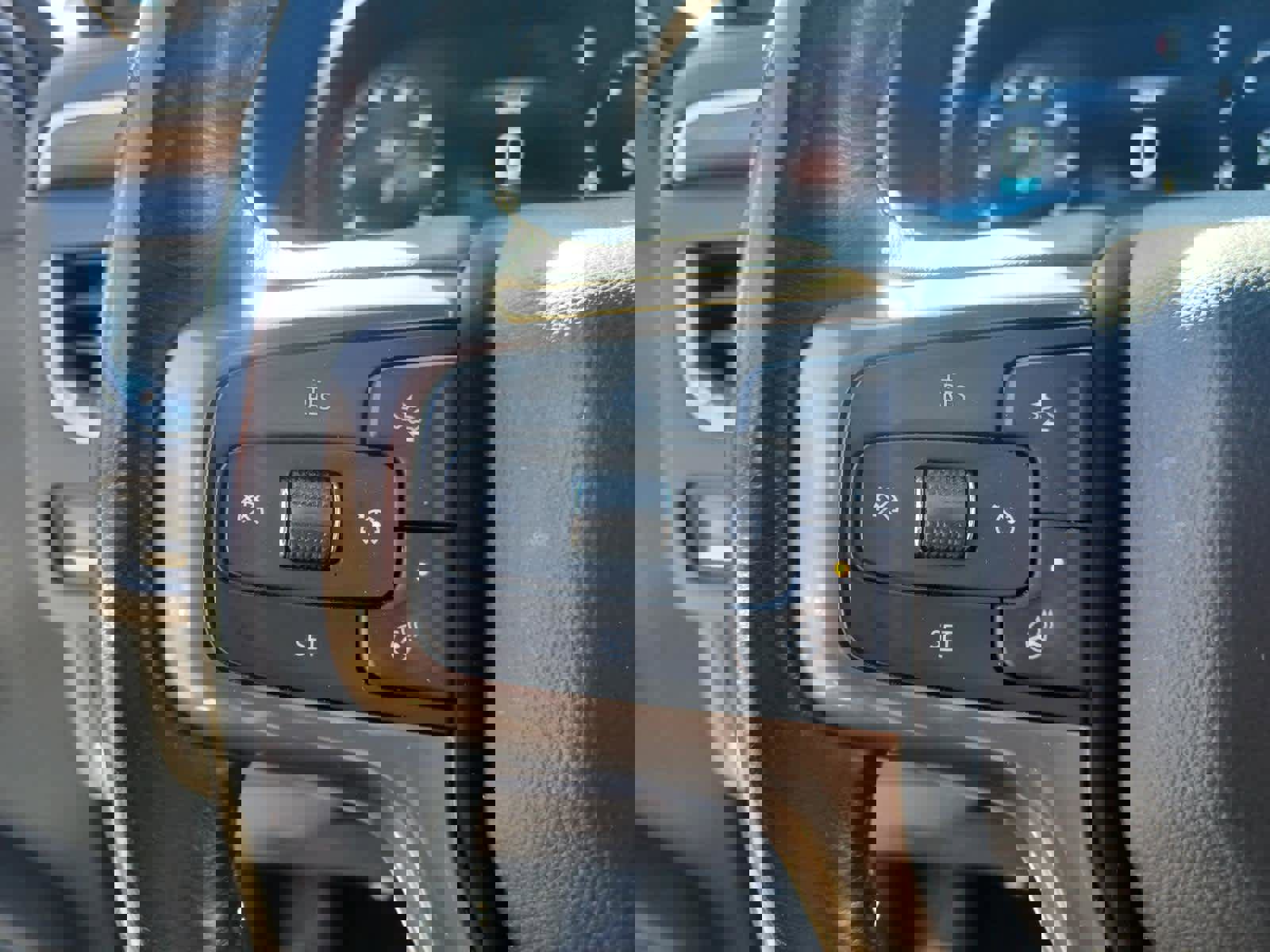 Used 2023 Chevrolet Suburban High Country w/ Premium Package 2 image 14