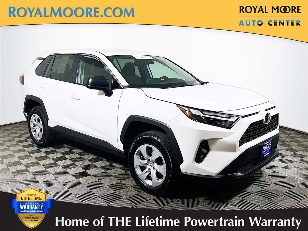 Certified 2025 Toyota RAV4 LE AWD/4WD image 1