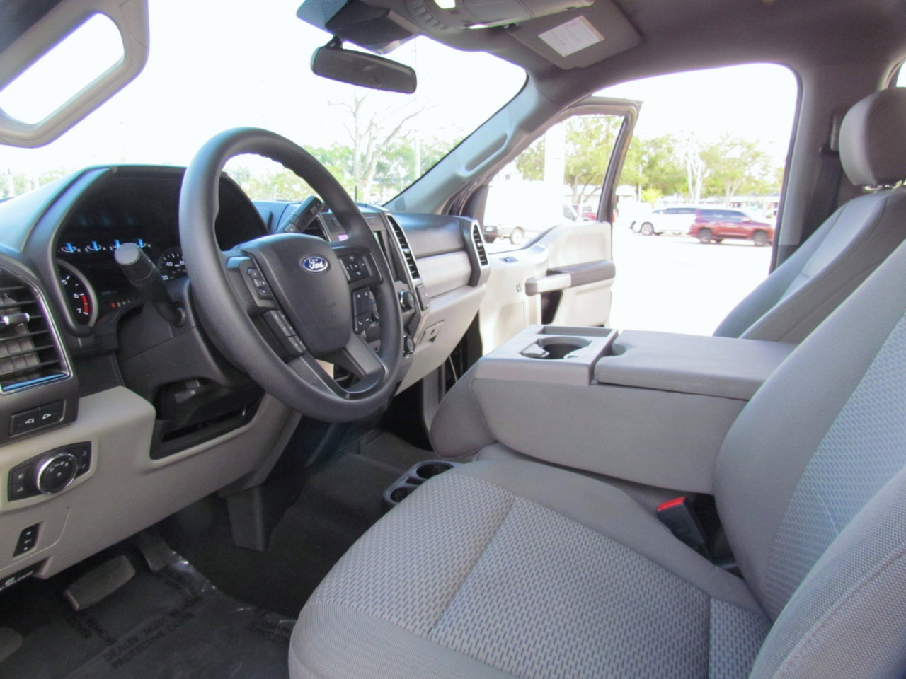 Used 2020 Ford F250 XLT w/ XLT Premium Package image 15