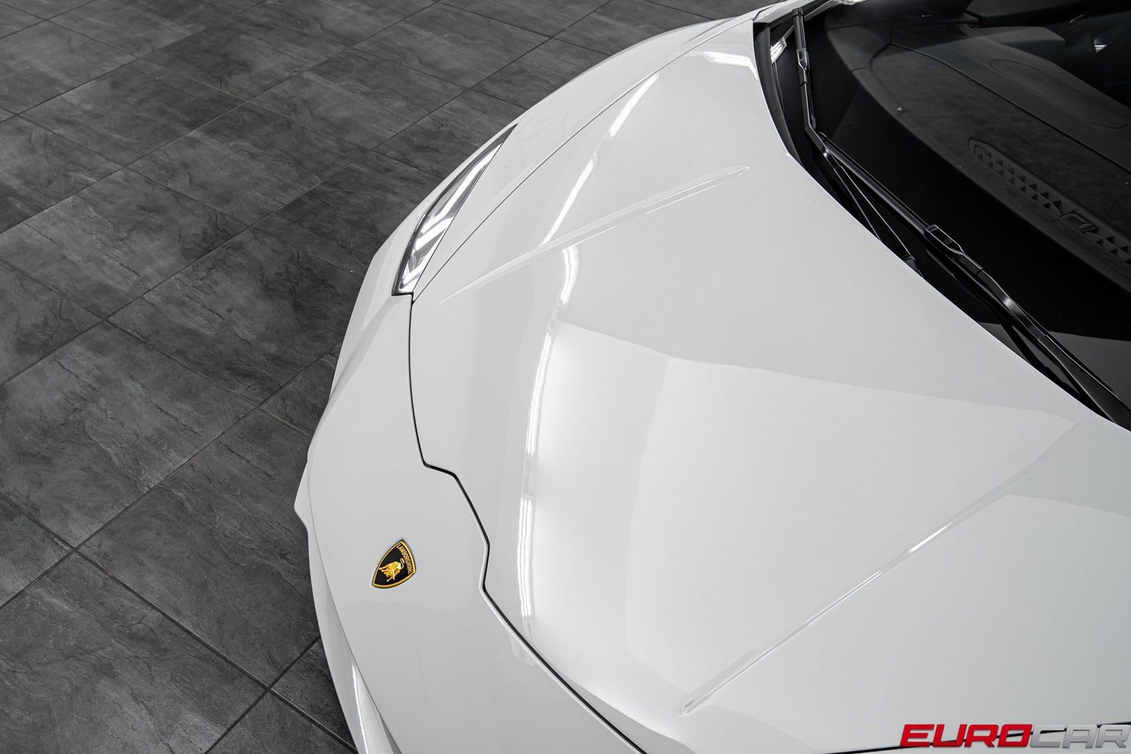 Used 2023 Lamborghini Huracan EVO RWD image 9