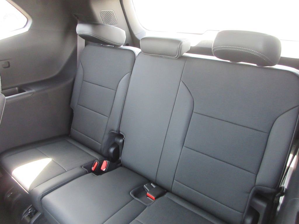 New 2026 Buick Enclave Preferred image 16