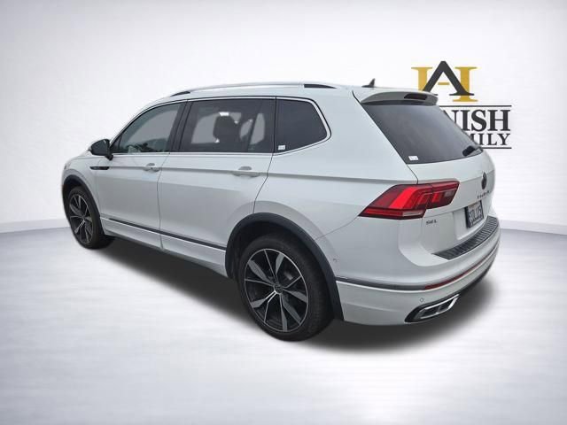 Used 2024 Volkswagen Tiguan SEL R-Line image 6