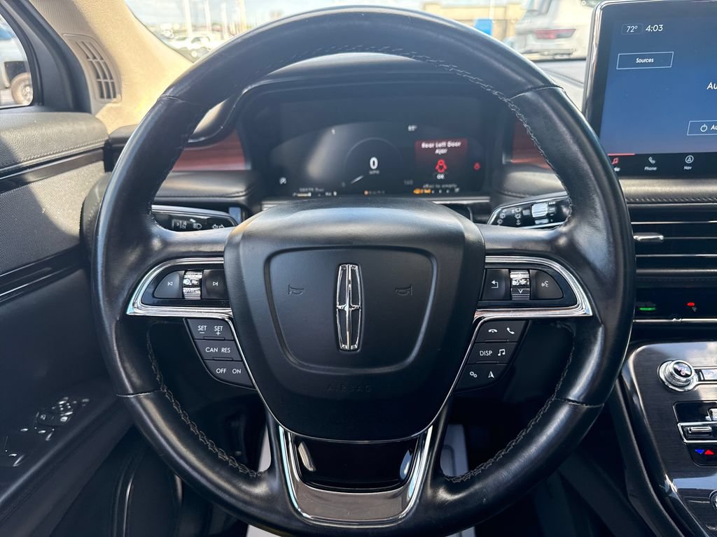 Used 2022 Lincoln Nautilus Reserve AWD/4WD image 17