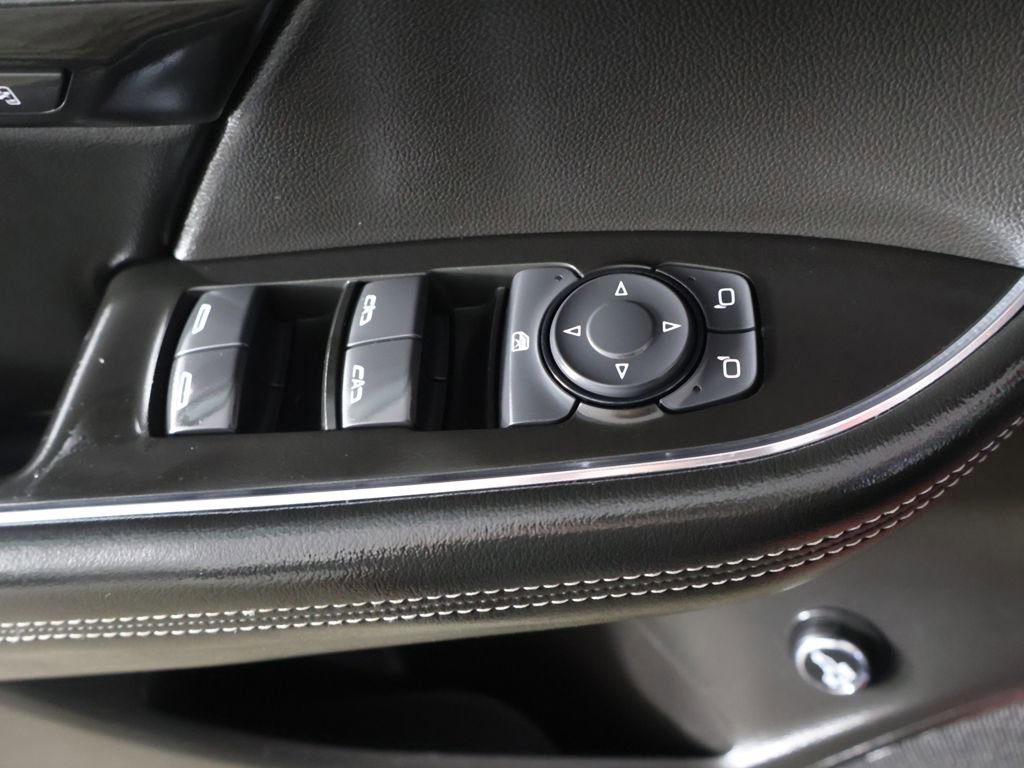 Used 2023 Buick Envision Essence image 35