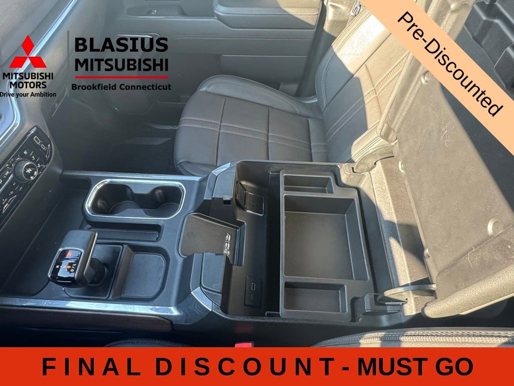 Used 2023 Chevrolet Silverado 1500 High Country w/ High Country Premium Package AWD/4WD image 27