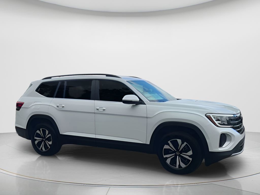 New 2026 Volkswagen Atlas SE image 2