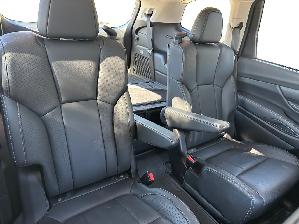Used 2025 Subaru Ascent Limited AWD/4WD image 22