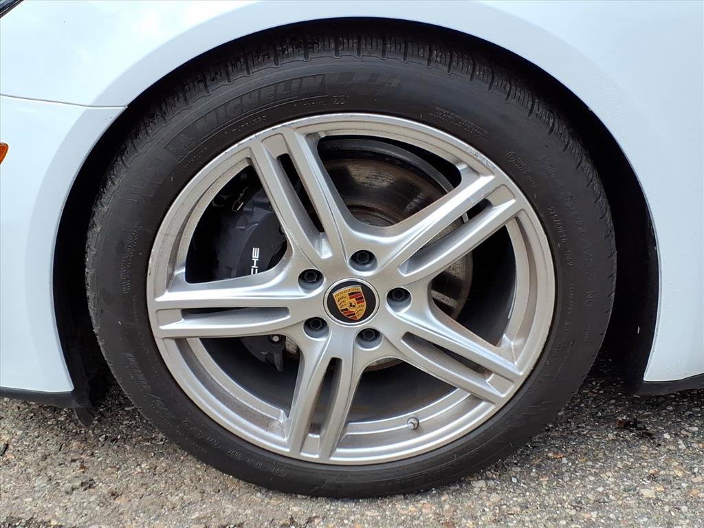 Used 2023 Porsche Panamera 4 image 9