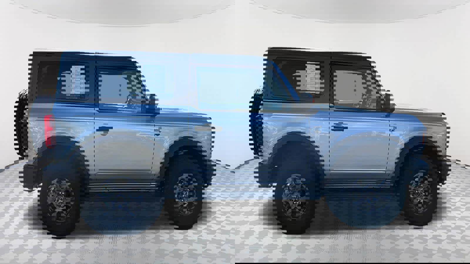 Used 2023 Ford Bronco Big Bend image 4