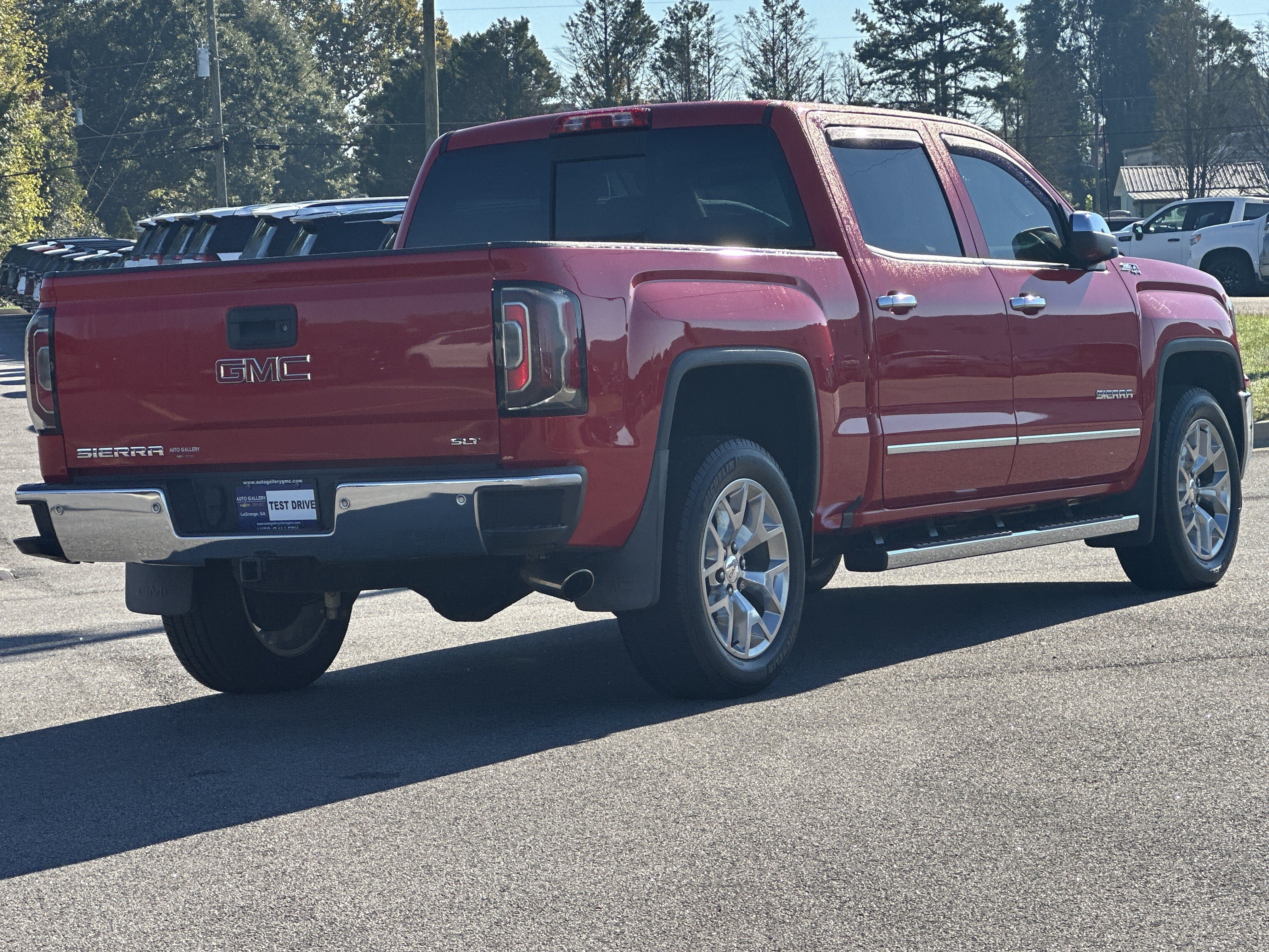 Used 2018 GMC Sierra 1500 SLT AWD/4WD image 6