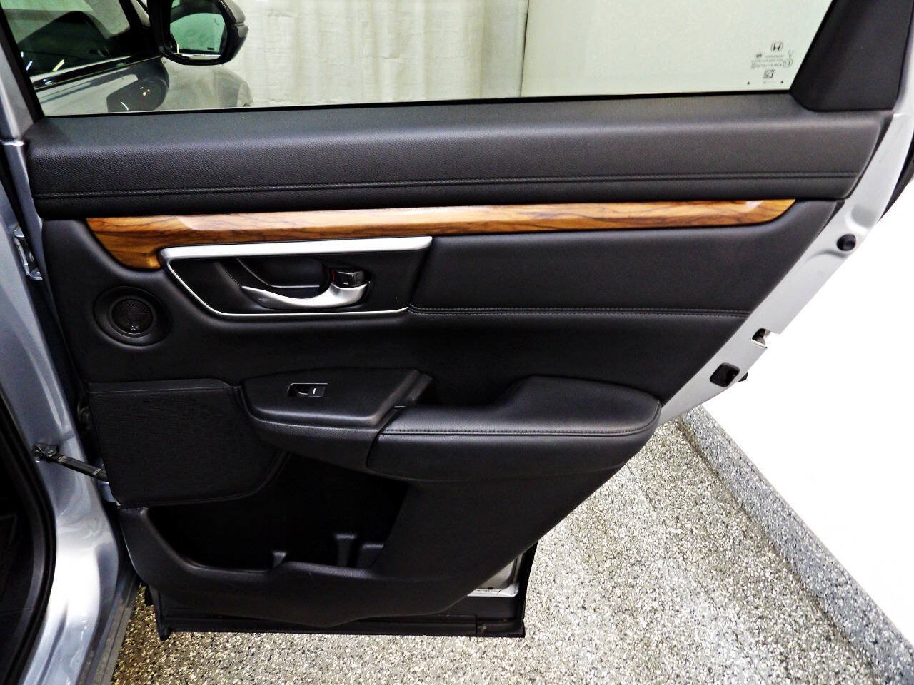 Used 2019 Honda CR-V EX-L image 12