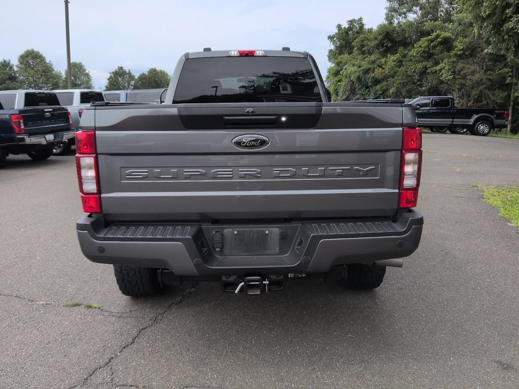 Used 2022 Ford F350 XLT w/ Black Appearance Package AWD/4WD image 8