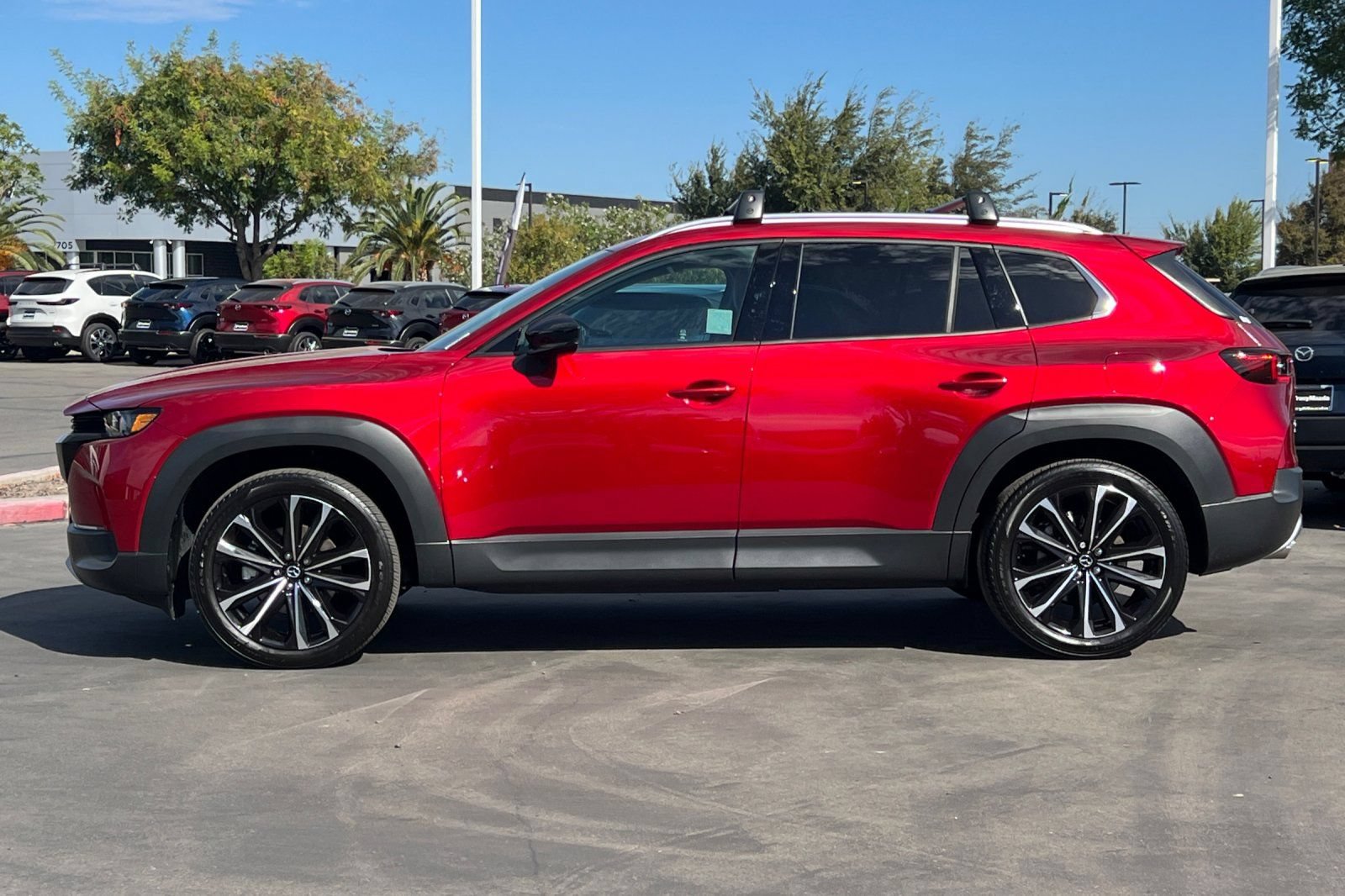 Certified 2025 MAZDA CX-50 2.5 Turbo w/ Premium Plus Pkg AWD/4WD image 8