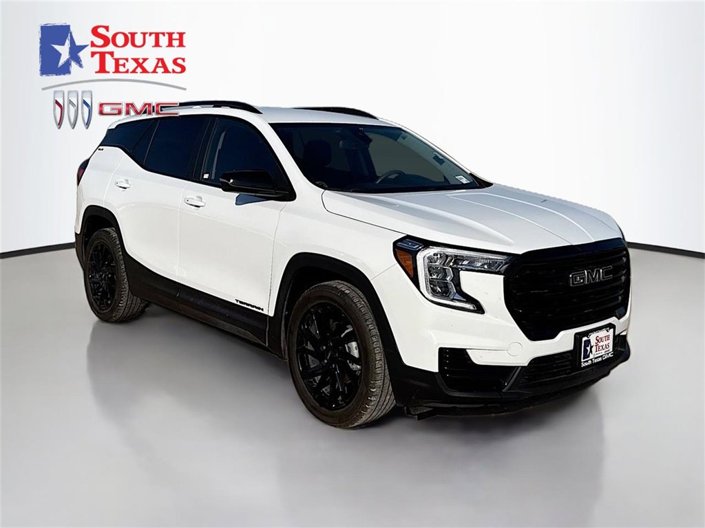 Used 2024 GMC Terrain SLE w/ Driver Convenience Package image 1
