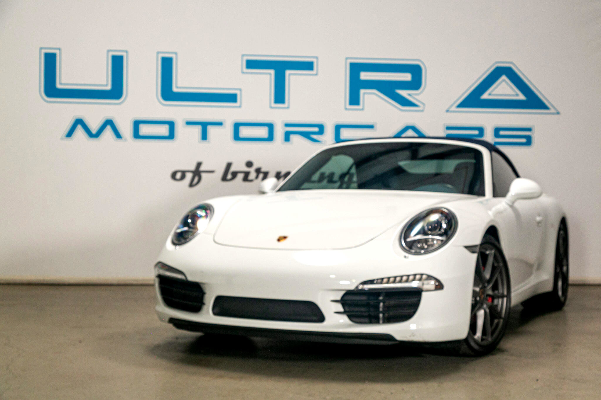 Used 2013 Porsche 911 Carrera S image 5