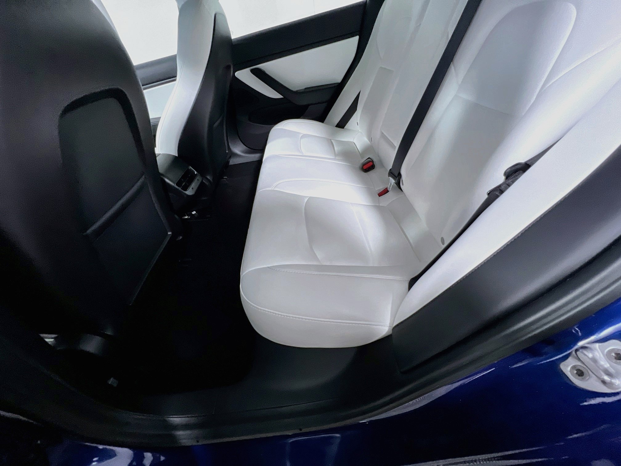 Used 2019 Tesla Model 3 Standard Range RWD image 27