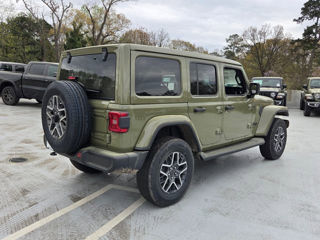New 2026 Jeep Wrangler Unlimited Sahara AWD/4WD image 9