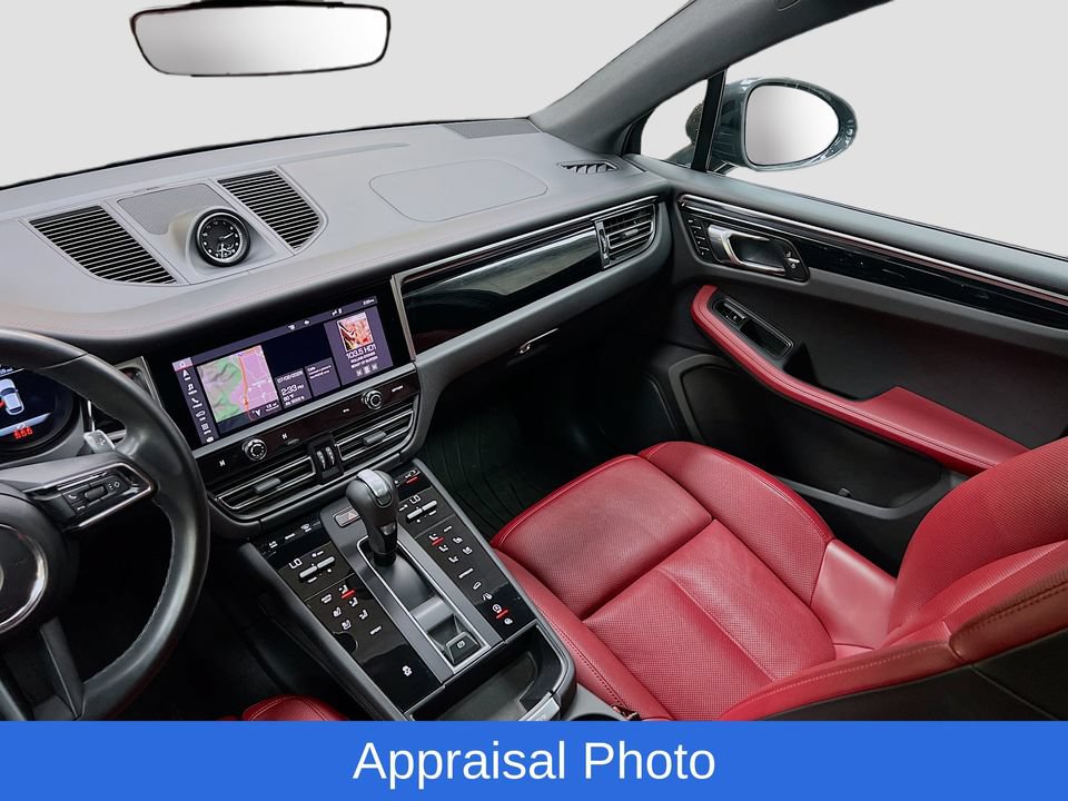 Certified 2023 Porsche Macan AWD/4WD image 25