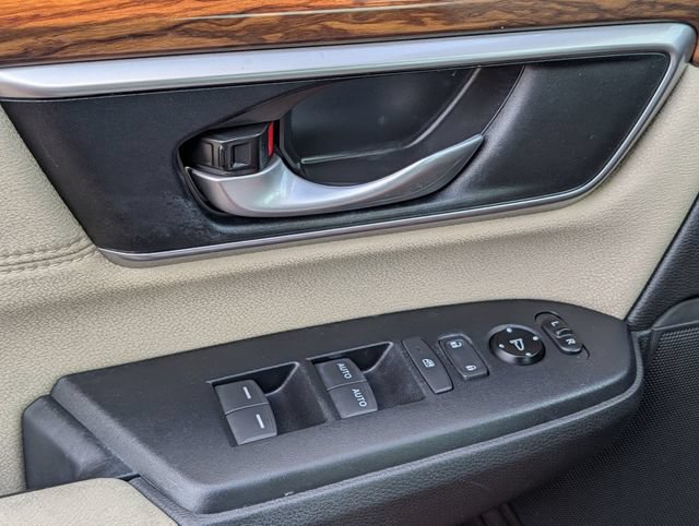 Used 2019 Honda CR-V EX image 18