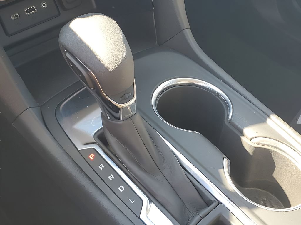 Used 2023 Chevrolet Equinox LS image 15