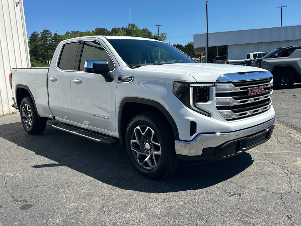 Used 2026 GMC Sierra 1500 SLE AWD/4WD image 4