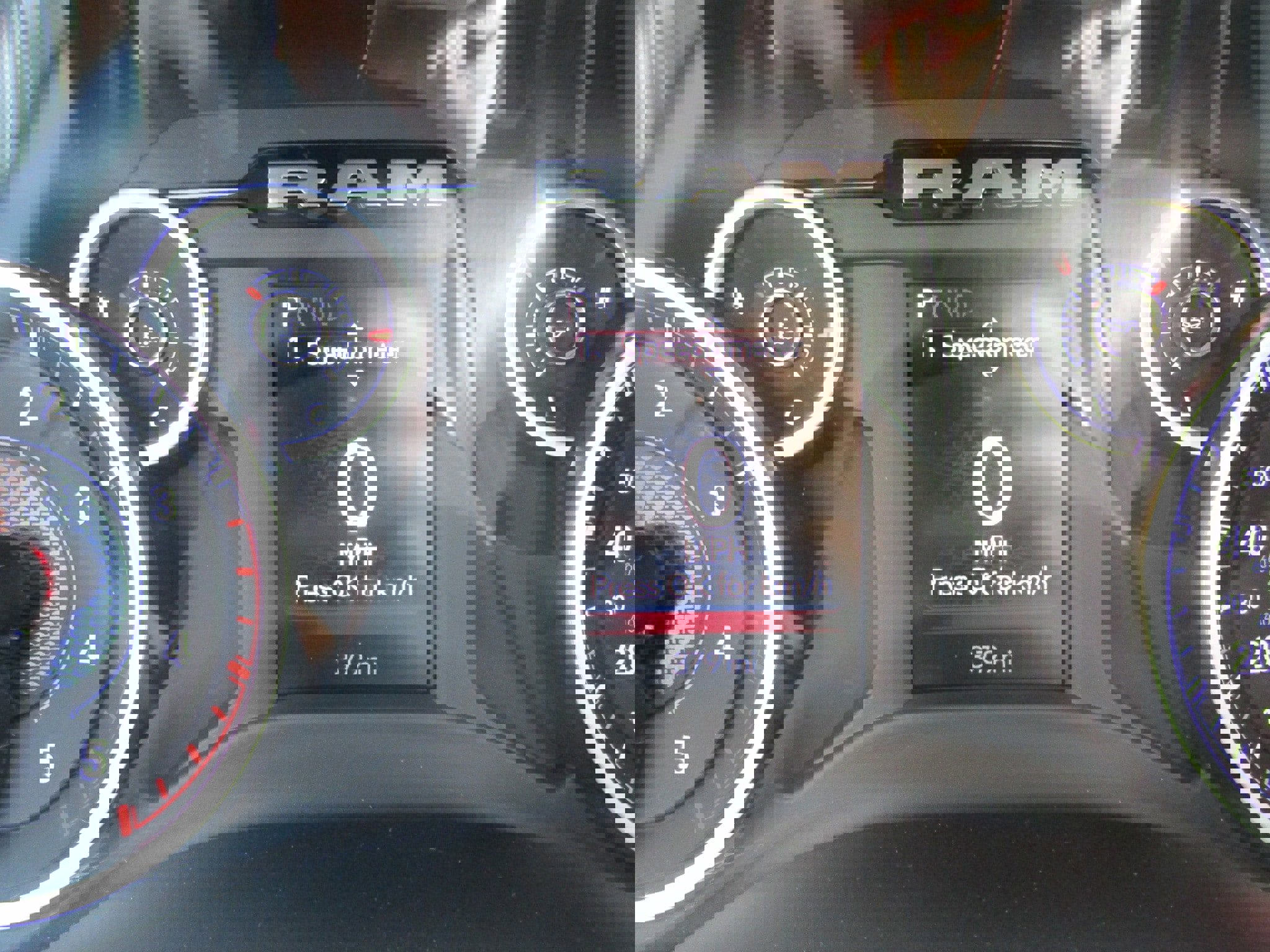 Used 2025 RAM 3500 Tradesman w/ Chrome Appearance Group image 20