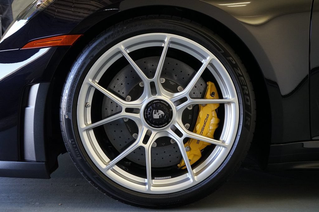 Used 2026 Porsche 911 GT3 RWD image 31