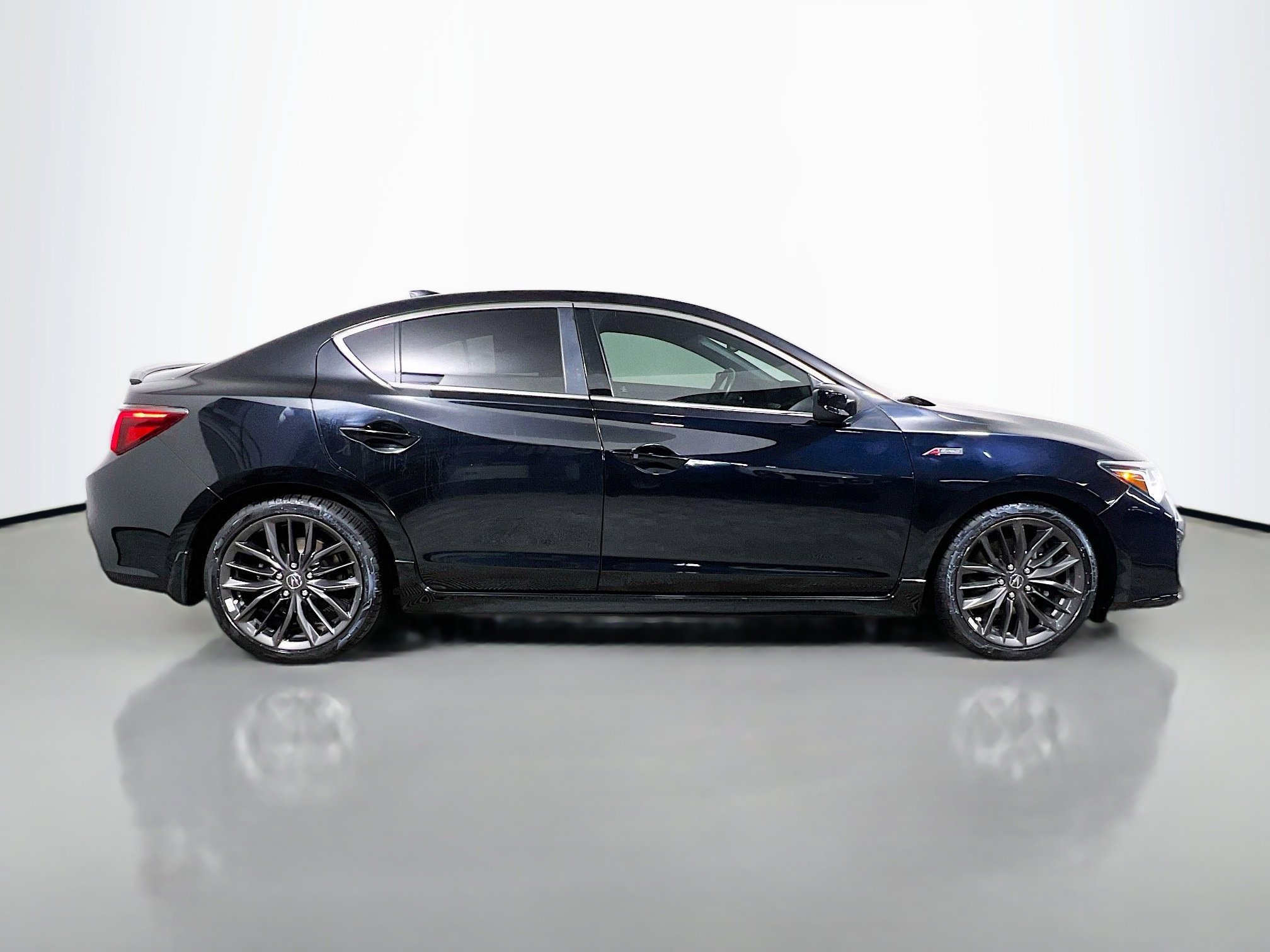Used 2022 Acura ILX w/ Premium & A-SPEC Package image 3