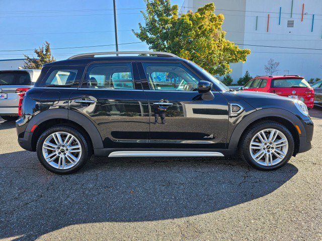 Used 2024 MINI Cooper Countryman S w/ Storage Package AWD/4WD image 2