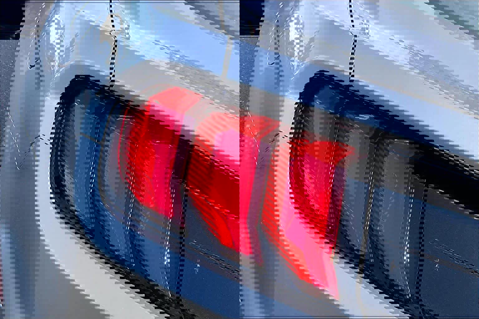 Used 2021 Ford Mustang EcoBoost image 29