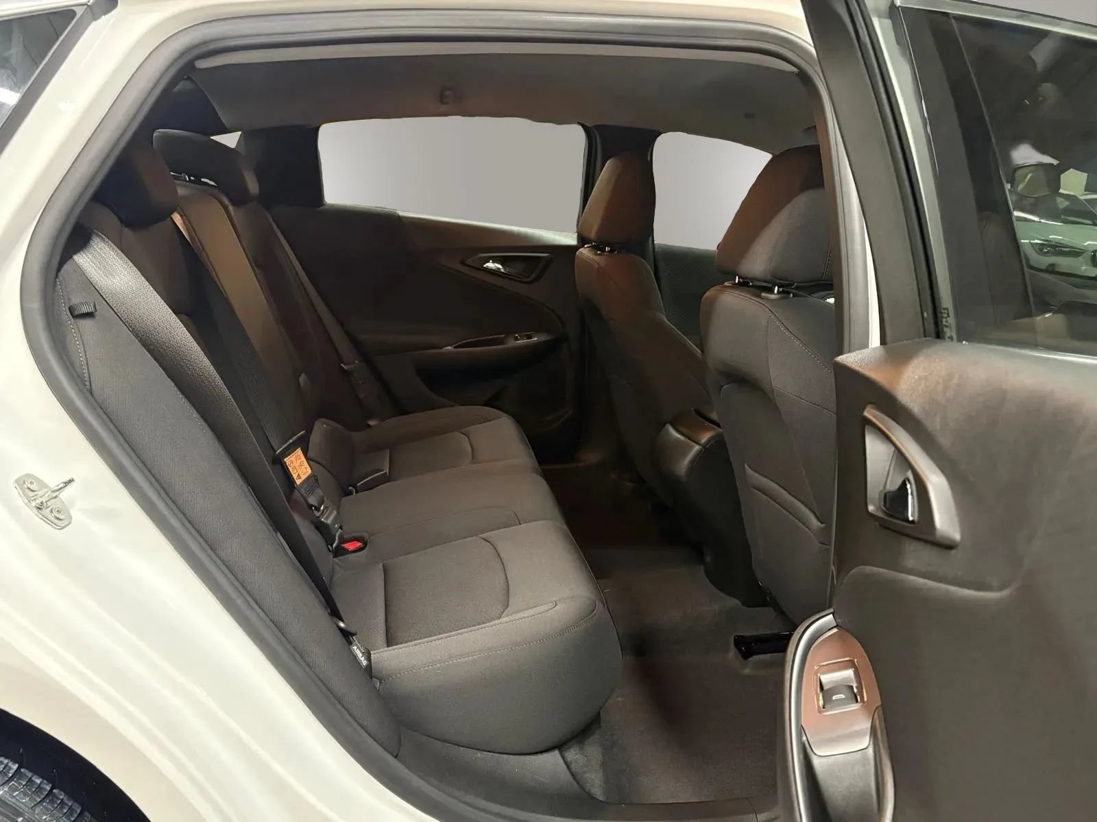Used 2023 Chevrolet Malibu RS FWD image 20