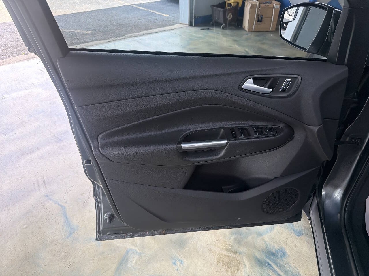 Used 2016 Ford Escape SE w/ SE Chrome Package FWD image 16