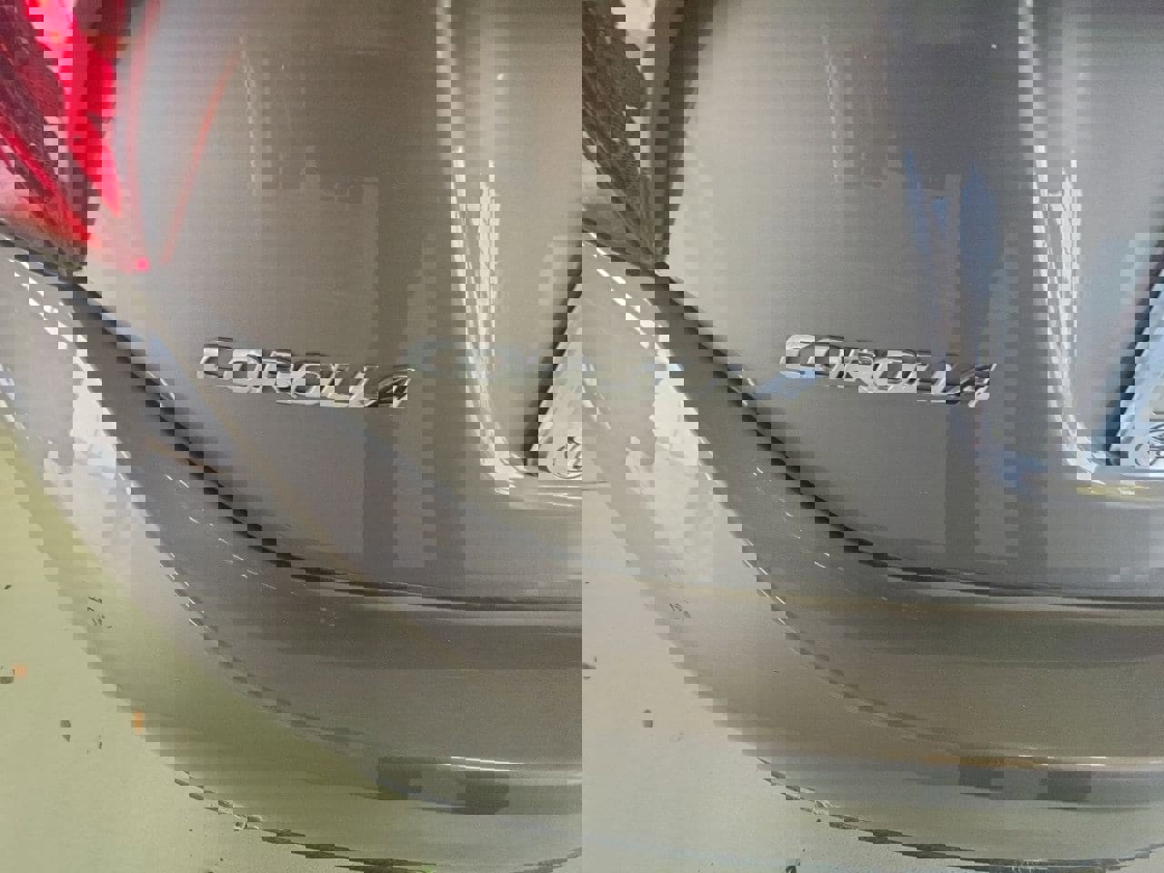 Used 2017 Toyota Corolla XLE image 6