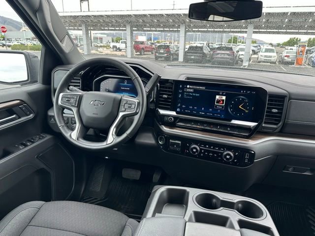 Certified 2025 Chevrolet Silverado 1500 RST w/ Z71 Off-Road Package AWD/4WD image 15