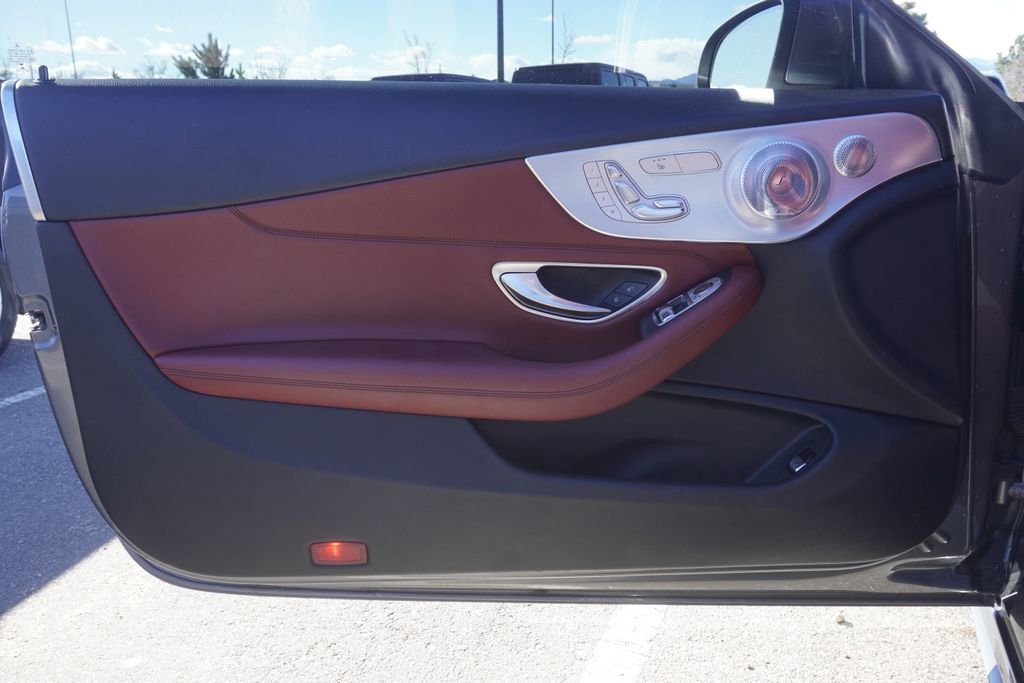 Used 2018 Mercedes-Benz C 300 C 300 image 17