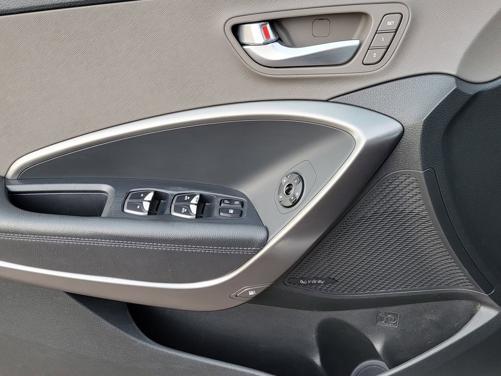 Used 2018 Hyundai Santa Fe Sport w/ 2.0T Ultimate Tech Package 05 image 14