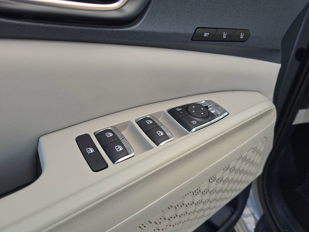 New 2026 Kia Carnival EX image 21