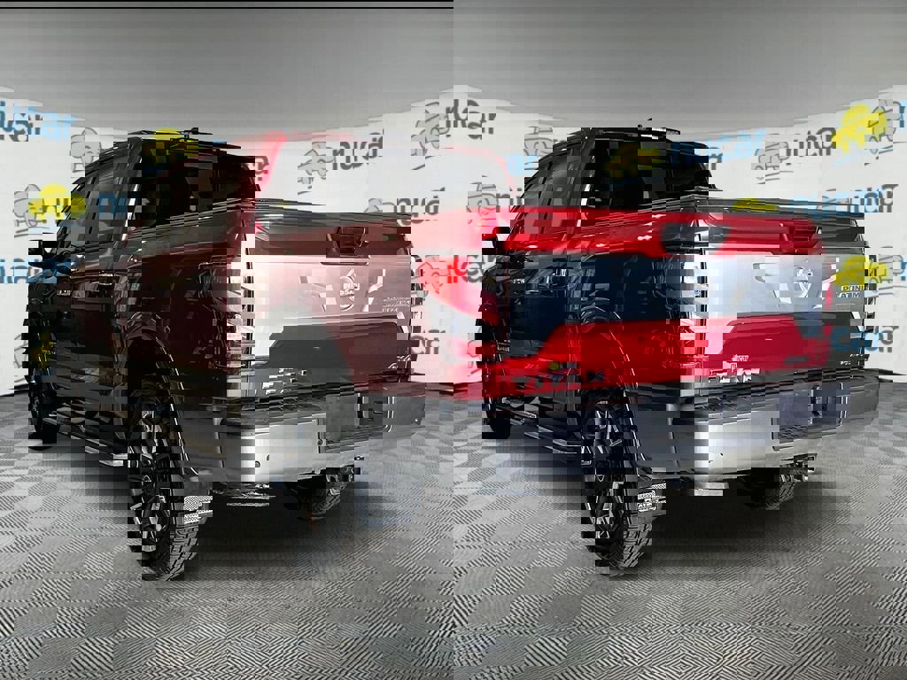 Used 2024 Nissan Titan Platinum Reserve w/ Moonroof Package image 4