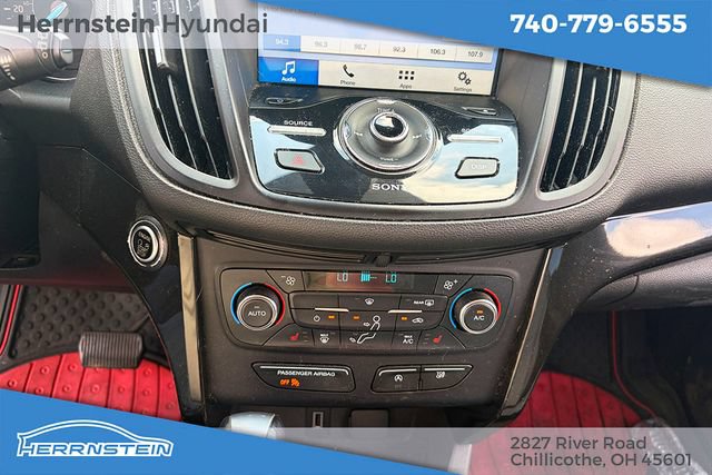 Used 2017 Ford Escape Titanium AWD/4WD image 21